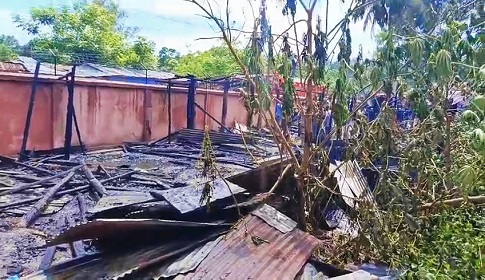 কাপ্তাইয়ে ভয়াবহ অগ্নিকাণ্ড, পরিত্যক্ত সাত ব্যবসা প্রতিষ্ঠান ভস্মীভূত