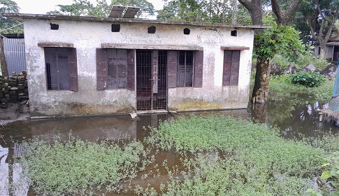 ঈশ্বরগঞ্জের ৩১টি ঝুঁকিপূর্ণ কমিউনিটি ক্লিনিকে চিকিৎসা সেবা বিঘ্নিত 