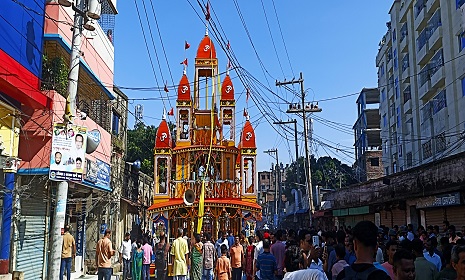 ধামরাইয়ে উল্টো রথযাত্রায় নিহত ১, তিনটি মোবাইল উদ্ধার, আহত ১০