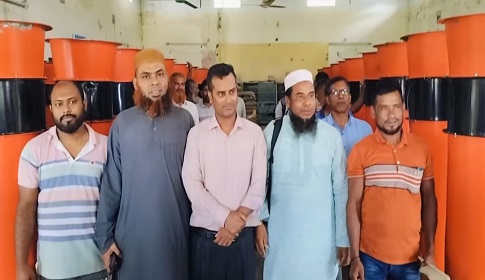 মহম্মদপুরে পেঁয়াজ সংরক্ষণের জন্য কৃষকদের মাঝে এয়ার-ফ্লো মেশিন বিতরণ 