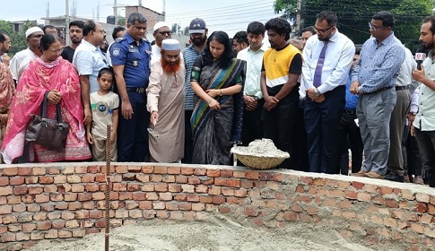নাটোরে জুলাই শহিদ স্মৃতি স্তম্ভ নির্মাণ কাজের উদ্বোধন