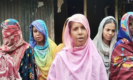 নড়াইলের উলা গ্রাম উত্তপ্ত, নিরাপত্তাহীনতায় মানুষজন
