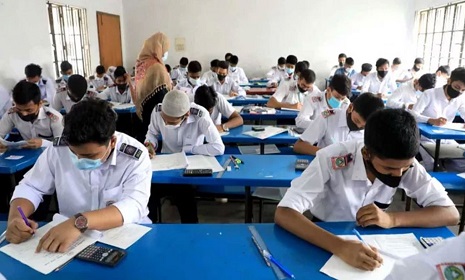 গোপালগঞ্জে বৃহস্পতিবারের এইচএসসি ও সমমান পরীক্ষা স্থগিত