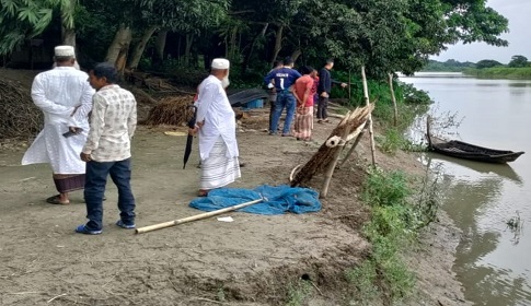 পাংখারচর-চরসুচাইল এলাকায় ফসলী জমি নদীগর্ভে বিলীন, হুমকিতে বসতবাড়ি