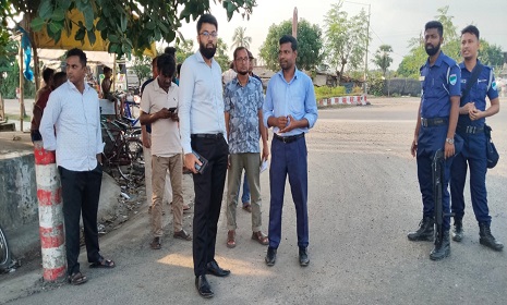 সাতক্ষীরার বিনেরপোতায় মেয়াদোত্তীর্ণ মোটরযান অপসারণে মোবাইল কোর্ট 