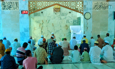 মাইলস্টোন ট্র্যাজেডি, মসজিদে মসজিদে বিশেষ দোয়া