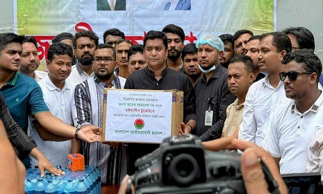 তারেক রহমানের নির্দেশে মাইলস্টোনে দগ্ধদের পাশে ছাত্রদল