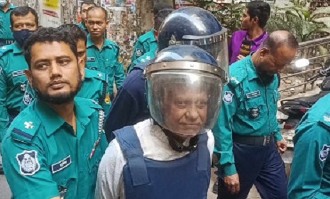 সাবেক প্রধান বিচারপতি খায়রুল হক কারাগারে