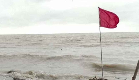 ঝড়ো হাওয়ার শঙ্কা, সমুদ্র বন্দরে ৩ নম্বর সতর্ক সংকেত