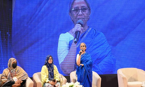 ‘বড় বড় অনুষ্ঠানে নারীদের যথাযথ জায়গা দেওয়া হয় না’