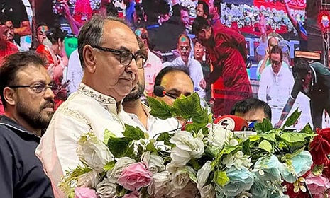 ‘হাসিনা ১২টা বাজিয়েছে, এ সরকার চব্বিশটা বাজায়ে দিয়েছে’
