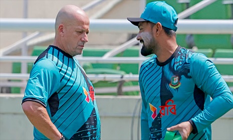 উডের মন্ত্রে ছক্কার ঝড় তোলার প্রস্তুতি নিচ্ছে বাংলাদেশ