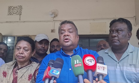 ‘নির্বাচন নিয়ে তালবাহানা করলে বাংলার মাটিতে তার অবস্থান থাকবে কিনা, তা নিয়ে আমি সন্দিহান’