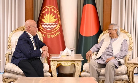 প্রধান উপদেষ্টার সঙ্গে জাতিসংঘের মিয়ানমারবিষয়ক বিশেষ দূতের সাক্ষাৎ