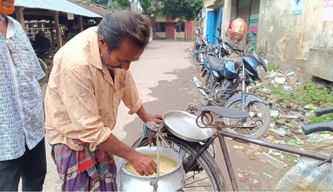 মাত্র ৩ টাকায় সুস্বাদু রসগোল্লা!