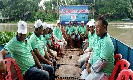 উচ্ছ্বাস আর আনন্দে নগরকান্দায় রিপোর্টার্স ইউনিটির নৌ ভ্রমণ