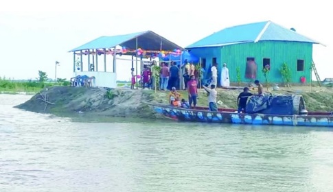 জেলার শেষ সীমান্তের এলাকার মানুষের মৌলিক চাহিদা দেখবে কে