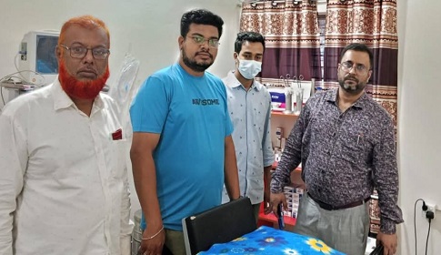অপারেশন থিয়েটারে রোগীর সাথে টিকটক, সিলগালা করলো স্বাস্থ্য বিভাগ