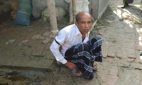 তালায় বৃদ্ধকে খুঁটিতে বেঁধে মারপিটের অভিযোগ