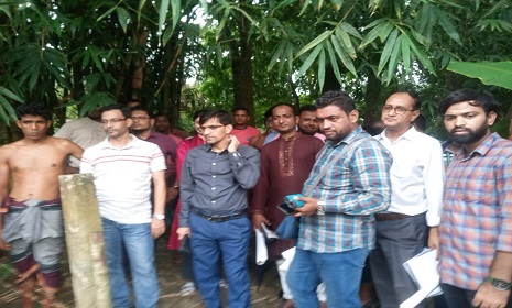 বিল হরিনার জলাবদ্ধতা নিরসনে সরকারি কর্মকর্তাদের পরিদর্শন