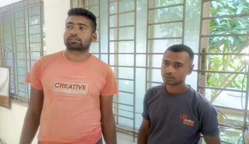 নড়াইলে মধুমতী নদী থেকে অবৈধভাবে বালু উত্তোলন ও পরিবহন, ২ শ্রমিককে জেল জরিমানা