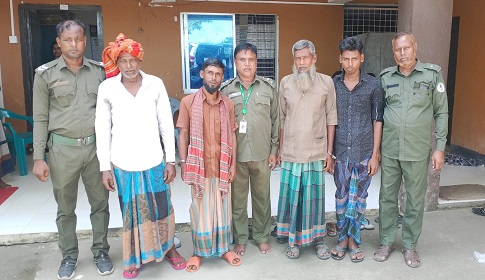 সুন্দরবনের অভয়ারণ্য থেকে ৪ জেলে আটক