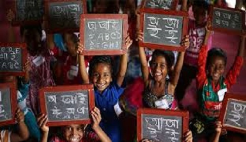 সাক্ষরতার আলো ও অন্ধকার: অগ্রগতির পথে বাংলাদেশ, তবু সতর্কবার্তা