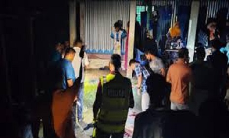 নরসিংদীতে তুচ্ছ ঘটনাকে কেন্দ্র করে দুই ভাইকে কুপিয়ে হত্যা