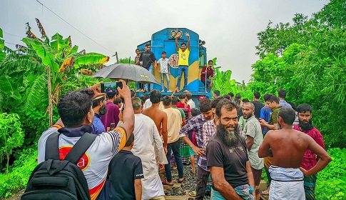 ভাঙ্গায় পুনরায় লাগাতার অবরোধ শুরু