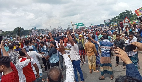 কোনো কিছুতেই থামানো যাচ্ছেনা ভাঙ্গার অবরোধ