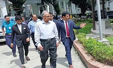 ‘শেখ হাসিনা বিরোধীপক্ষকে হিটলারের মতো দমন করতেন’