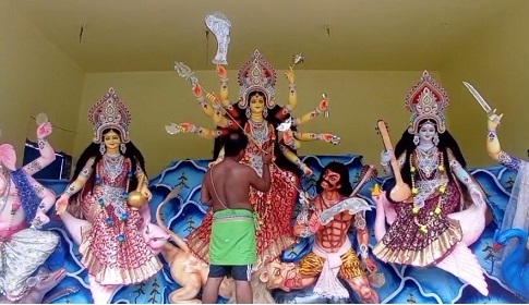 কাপাসিয়ায় ৭১টি দুর্গোৎসবের প্রস্তুতি চলছে