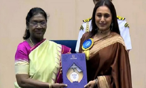 প্রথমবার জাতীয় চলচ্চিত্র পুরস্কার পেলেন রানি মুখার্জি