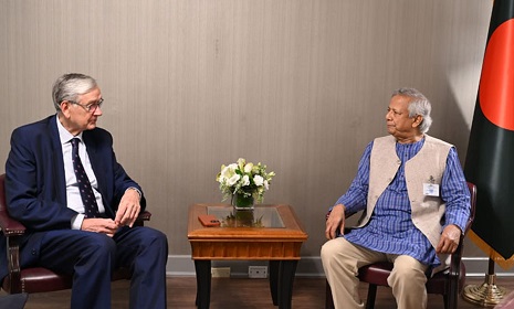 প্রধান উপদেষ্টাকে ক্লাব ডি মাদ্রিদে যোগদানের প্রস্তাব