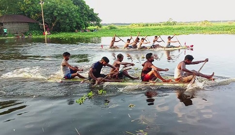 চাটমোহরে ভেলা বাইচ প্রতিযোগিতা অনুষ্ঠিত