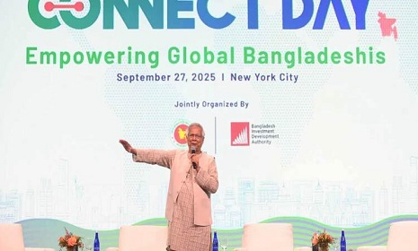 ‘গ্যালারি থেকে কথা বলা খুব সহজ, আমরা চাই আপনারা মাঠে নেমে খেলুন’