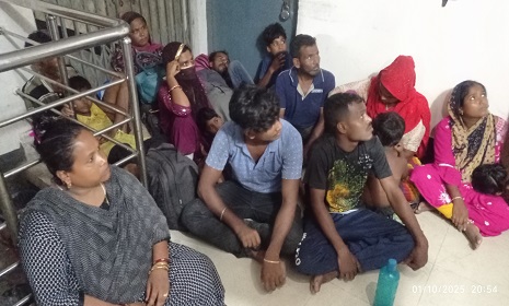 সাতক্ষীরার তলুইগাছা সীমান্তে ১৫ জন বাংলাদেশীকে বিজিবির কাছে হস্তান্তর 