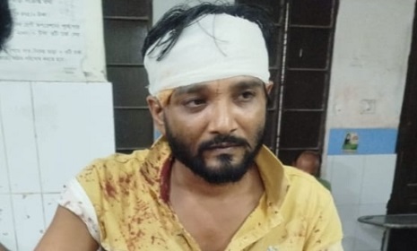 নড়াইলে দলিল লেখকের ওপর সন্ত্রাসী হামলা, ৯৭ হাজার টাকা ছিনতাই 