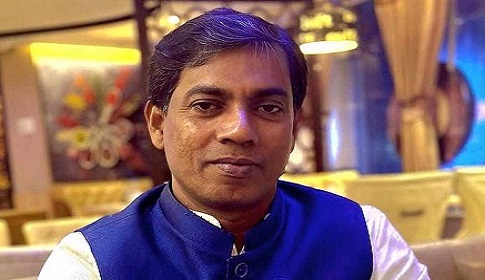 সমৃদ্ধিময় জীবনের প্রত্যাশায় সৌভাগ্যের দেবী লক্ষ্মী পূজা