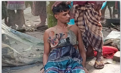 ধর্ম অবমাননা, দেবহাটার পুষ্পকাটিতে উত্তেজনা