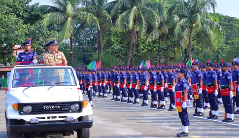 টাঙ্গাইলে ২২তম ব্যাচের প্রশিক্ষণ সমাপনী কুচকাওয়াজ অনুষ্ঠিত