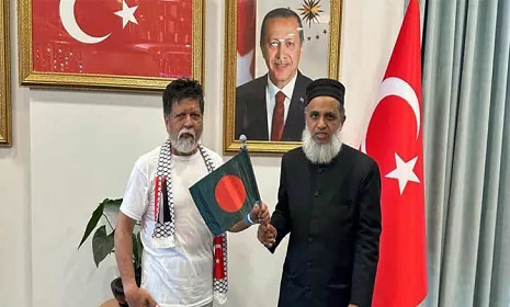শহিদুল আলম দেশে ফিরছেন শনিবার ভোরে