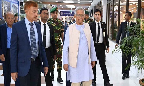 ইতালির পথে প্রধান উপদেষ্টা