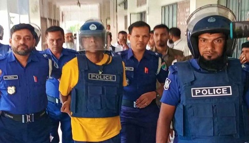 চার মামলায় গ্রেফতার নড়াইলের সাবেক এমপি মুক্তি, কারাগারে প্রেরণ