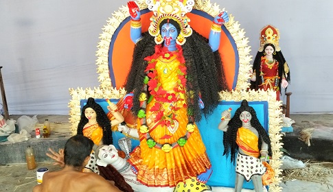 আজ বুড়ো অমাবস্যা, রাতে অনুষ্ঠিত হবে কালীপূজা