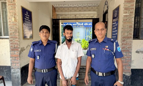 সালথায় ইয়াবাসহ যুবক আটক