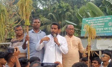 নড়াইলে ৩১ দফা বাস্তবায়নের দাবিতে সমাবেশ ও লিফলেট বিতরণ