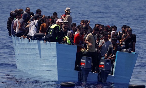 লিবিয়ার উপকূলে নৌকাডুবি, নিহত ১৮, বাংলাদেশিসহ উদ্ধার ৯০