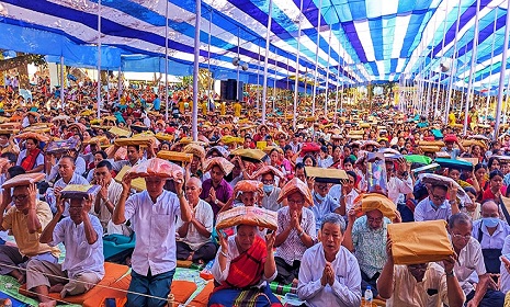 রাঙামাটি রাজবন বিহারে উৎসর্গের মধ্য দিয়ে ৪৯তম কঠিন চীবর দানোৎসব সম্পন্ন