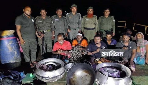 সুন্দরবন থেকে ৭ হরিণ শিকারী আটক